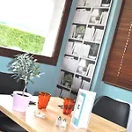 Logis Cris Et Restaurant, Lyon Sud-est Hotel 3*
