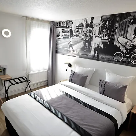 Logis Cris Et Restaurant, Lyon Sud-est Hotel