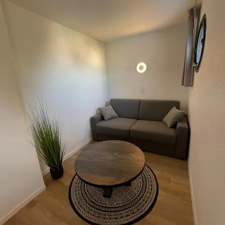 Logis Cris Et Restaurant, Lyon Sud-est