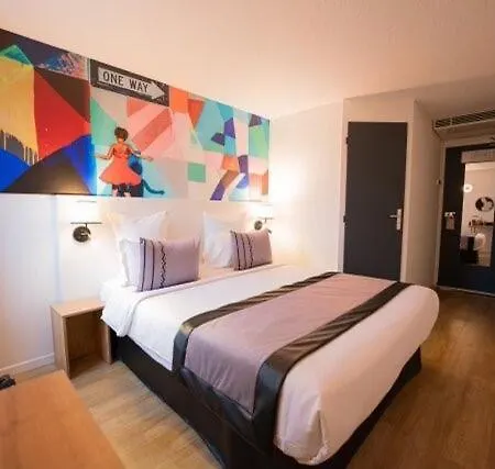 Hotel Logis Cris Et Restaurant, Lyon Sud-est 3*