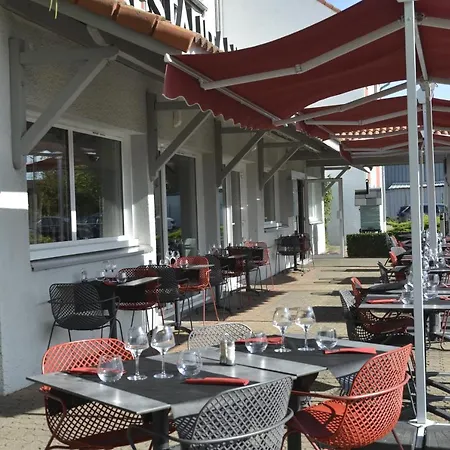 Hotell Logis Cris Et Restaurant, Lyon Sud-est 3*