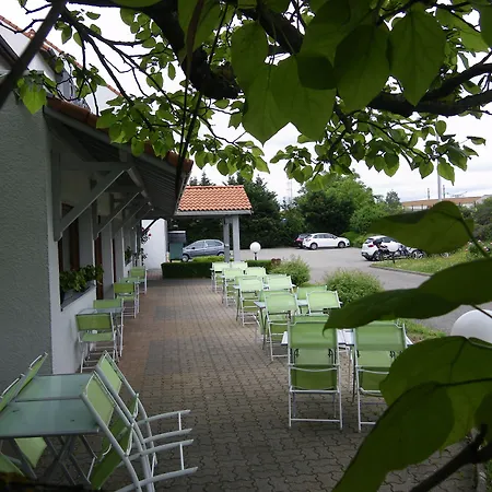 Logis Cris Hôtel, Lyon Sud 3*