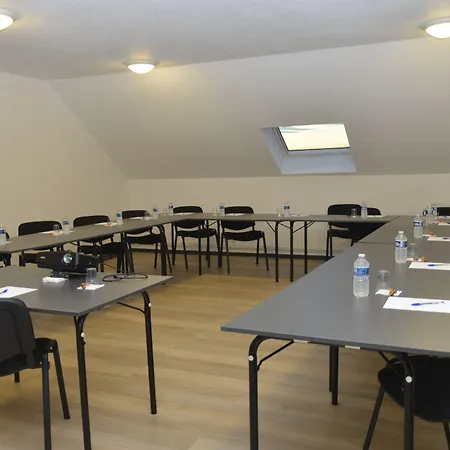 Hotel Logis Cris Et Restaurant, Lyon Sud-est Corbas