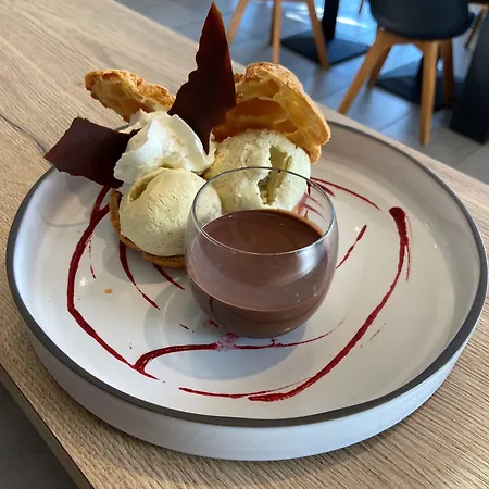 Logis Cris Et Restaurant, Lyon Sud-est