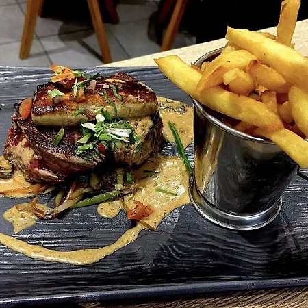 Logis Cris Et Restaurant, Lyon Sud-est 3*
