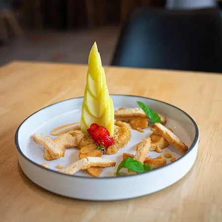 호텔 Logis Cris Et Restaurant, Lyon Sud-est 3*