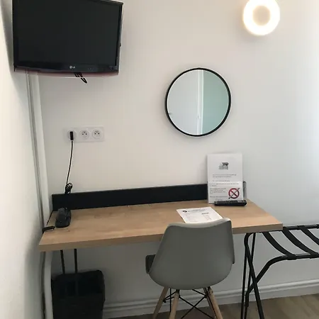 Logis Cris Hôtel, Lyon Sud