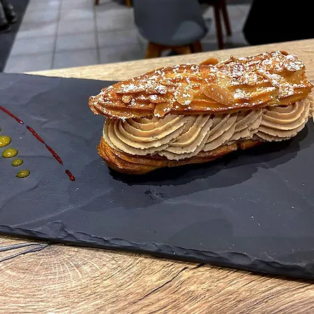 Logis Cris Et Restaurant, Lyon Sud-est Hotel