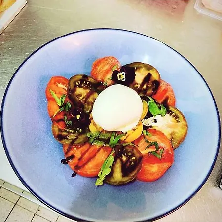 Logis Cris Et Restaurant, Lyon Sud-est 3* 코르바스
