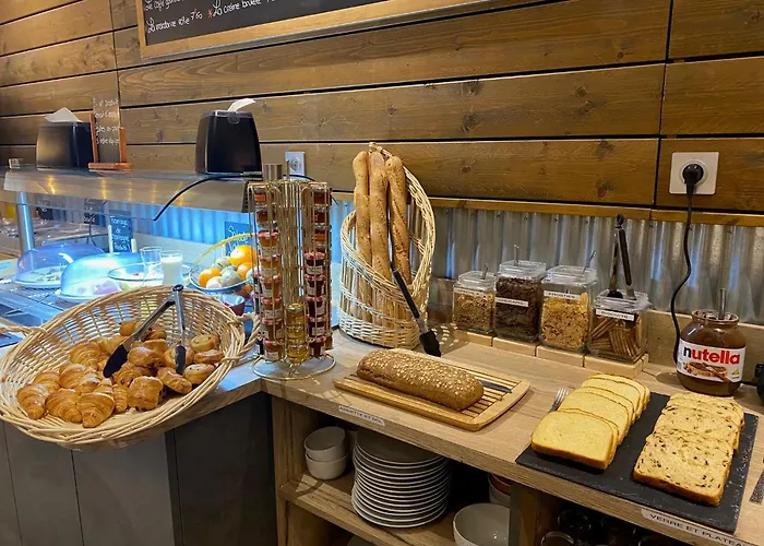 Logis Cris Hôtel, Lyon Sud 3* Corbas