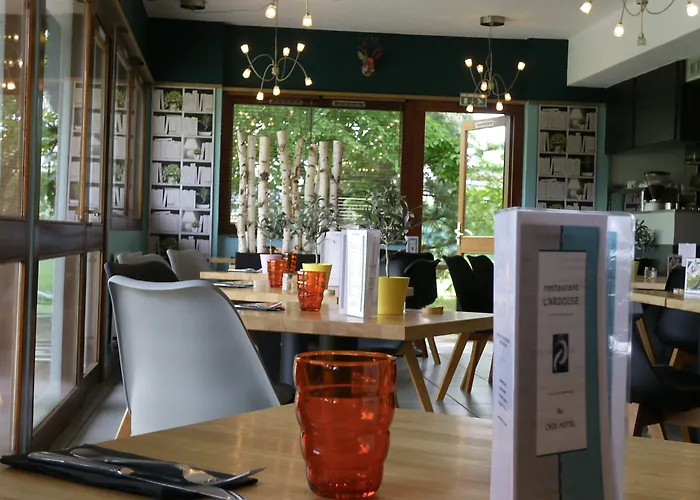 Logis Cris Hôtel, Lyon Sud
