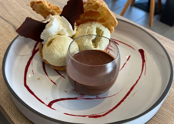 Logis Cris Hôtel, Lyon Sud