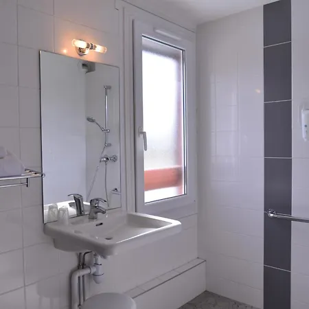 Logis Cris Hôtel, Lyon Sud 3* Corbas