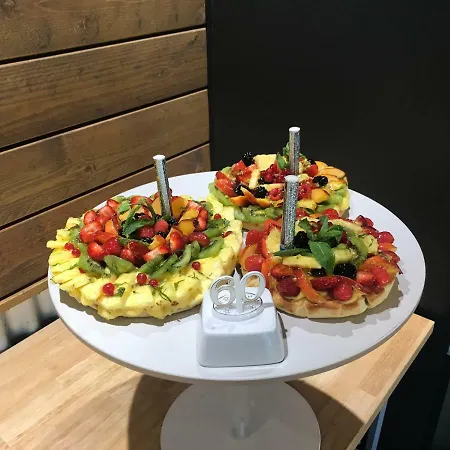 Logis Cris Hôtel, Lyon Sud 3*